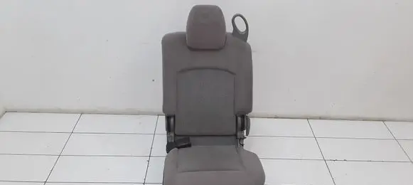 Nissan Almera Tino Rear seat 