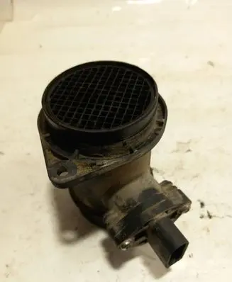 Audi A4 S4 B5 8D Mass air flow meter 0281002216