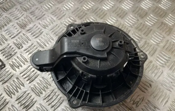 Hyundai i30 Heater fan/blower F00S3B2474