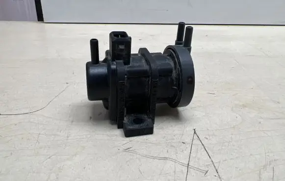 Opel Zafira A Turbo solenoid valve 4534375