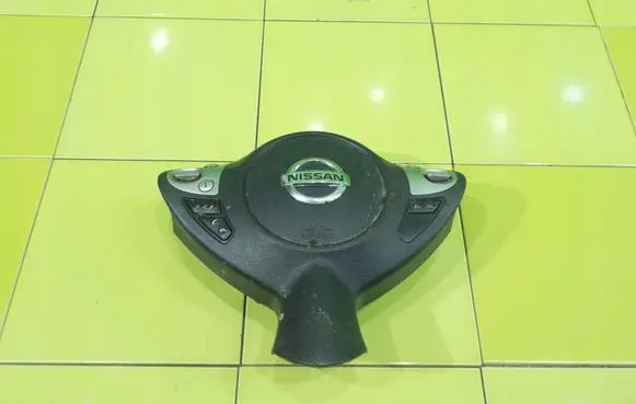 Nissan Juke I F15 Steering wheel airbag 34164696A