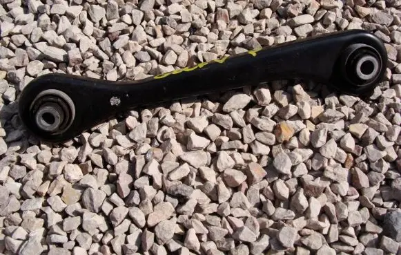 Volkswagen Golf V Rear control arm 1K0501530C
