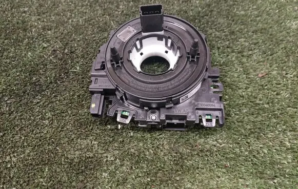 Volkswagen Golf VI Airbag slip ring squib (SRS ring) 10040774 1001938305
