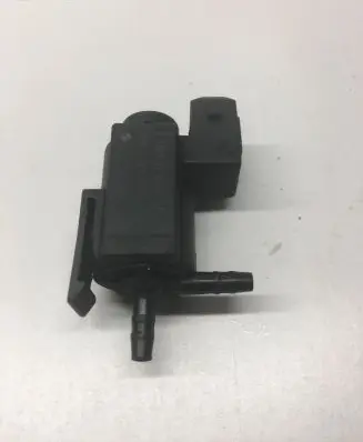 BMW 5 F10 F11 Turbo solenoid valve 70231800