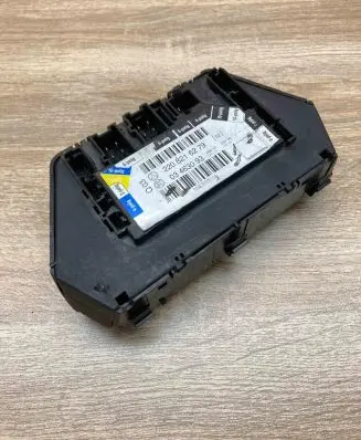 Mercedes-Benz S W220 Door control unit/module 2208216279 03463093