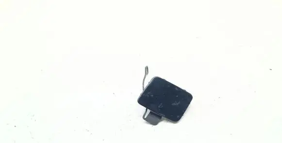BMW 3 E90 E91 Front tow hook cap/cover 7116687