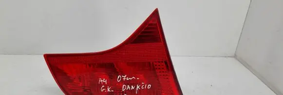Audi A4 S4 B7 8E 8H Tailgate rear/tail lights 8E9945093