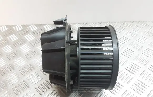Dacia Logan I Heater fan/blower N101035Q