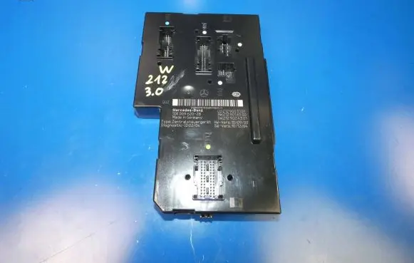 Mercedes-Benz E W212 Comfort/convenience module A2129005101