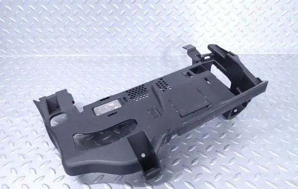 Dashboard lower bottom trim panel