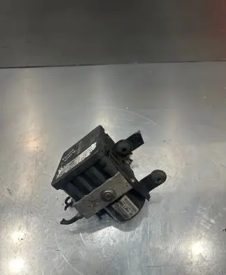 Ford Focus ABS Pump 10096001193 P036CC6T01 00402966D0