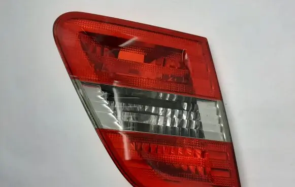 Mercedes-Benz B W245 Tailgate rear/tail lights A1698201564