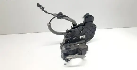 Volvo XC60 Front door lock 30799301