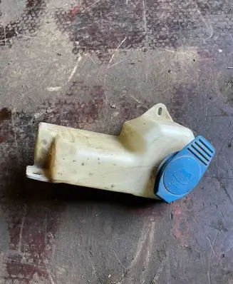 Audi A4 S4 B6 8E 8H Windshield washer fluid reservoir/tank 8E0955453K K7800C2
