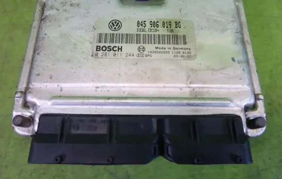 Seat Ibiza III (6L) Engine control unit/module ECU 045906019BG