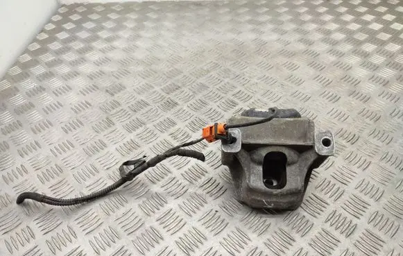 Audi A4 S4 B8 8K Engine mount bracket 8R0199381
