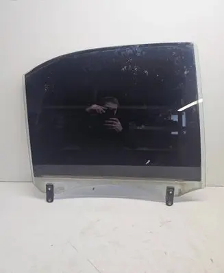 Rear door window glass