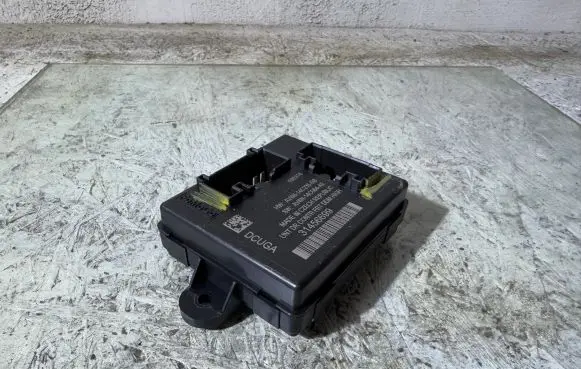 Volvo V40 Door control unit/module 31456699