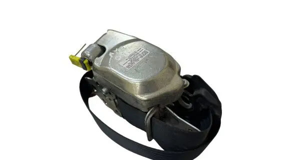 Toyota Aygo AB10 Front seatbelt 7P2170P 0434076 728715