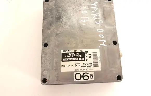 Toyota Yaris Engine control unit/module 2110007210 8966152060