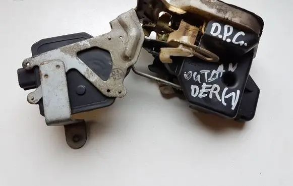 Mitsubishi Outlander Rear door lock 1015280120 MR349288