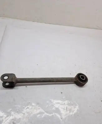 Hyundai Santa Fe Rear upper control arm/wishbone 551182B100