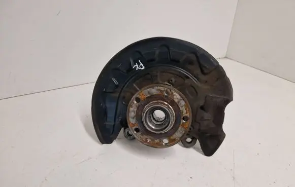 Audi A3 S3 8V Front wheel hub 5Q0615311G 01S5115