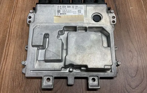 Mercedes-Benz E W213 Engine control unit/module A6549003200 A6549012600
