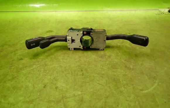 Audi 100 S4 C4 Wiper turn signal indicator stalk/switch 4A9953503