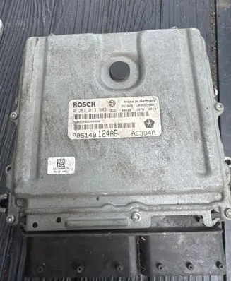 Chrysler 300 - 300C Engine control unit/module P05149124AE 0281013903