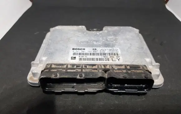Opel Frontera B Engine control unit/module 0281001794