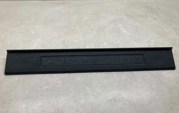 Ford Mustang VI Front sill trim cover FR3B6313222