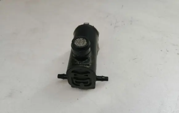 Hyundai ix35 Windscreen/windshield washer pump 985101W000