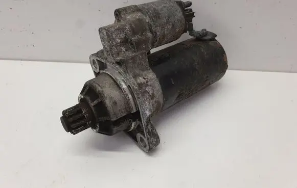 Volkswagen Jetta VI Starter motor
