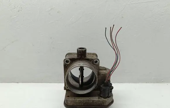 Volkswagen Caddy Throttle valve 038128063C