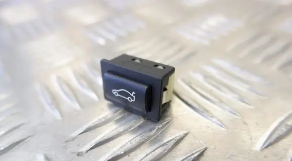 BMW 7 F01 F02 F03 F04 Tailgate opening switch 6921846