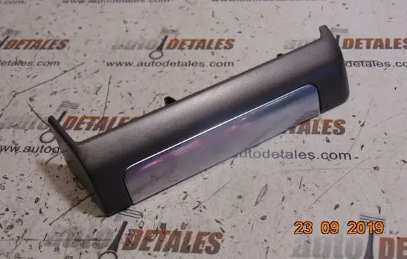 Opel Vectra C Dashboard glove box trim 769053620