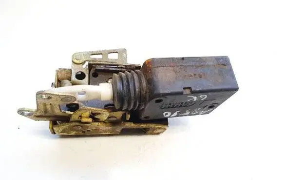 Peugeot 405 Rear door lock