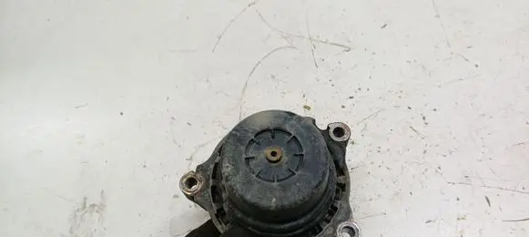 BMW 3 F30 F35 F31 Engine mount bracket 6785713