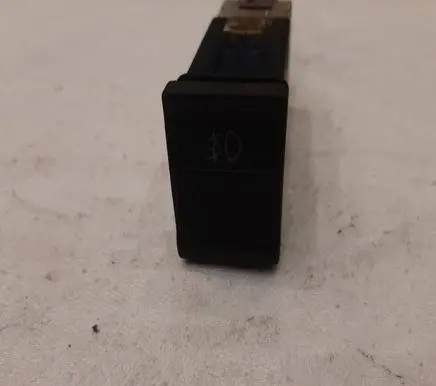 Fog light switch