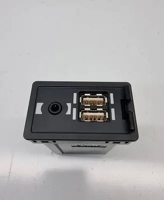 Lexus RX 450H USB socket connector 8619078010