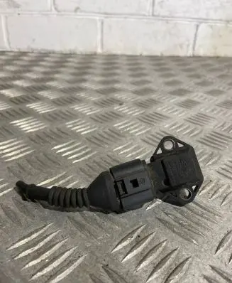 Audi A2 Air pressure sensor 038906051