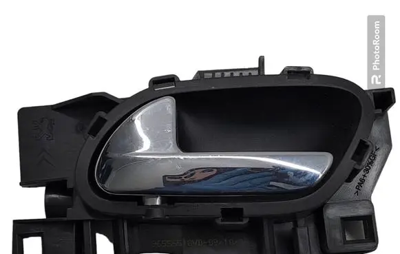 Front door interior handle