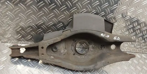 Toyota Avensis T270 Rear upper control arm/wishbone