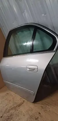 Peugeot 607 Rear door