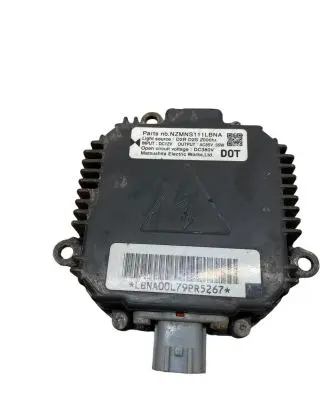 Nissan X-Trail T31 Xenon control unit/module NZMS111LBNA D2RD2S2000N