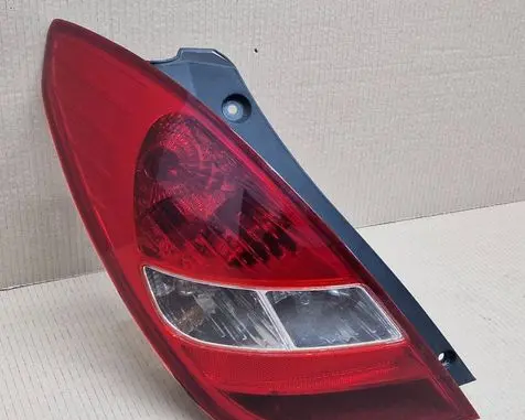 Hyundai i20 (PB PBT) Rear/tail lights 924011J000