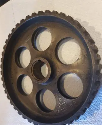 Volkswagen Golf I Camshaft pulley/ VANOS 056109111A