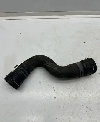 Audi A4 S4 B9 Engine coolant pipe/hose 8W0122101H