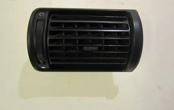 Audi A4 S4 B5 8D Dashboard side air vent grill/cover trim 8D1820902